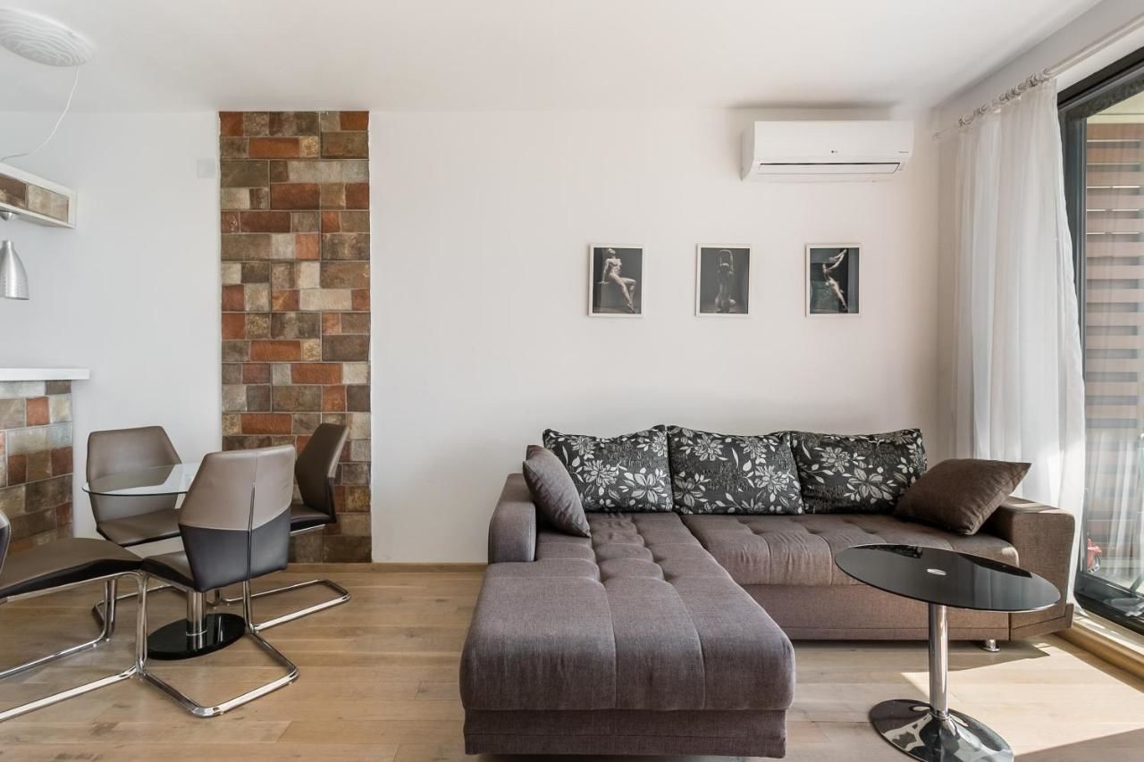 Апартаменты Apartments BEATRICE Rafailovici Рафаиловичи