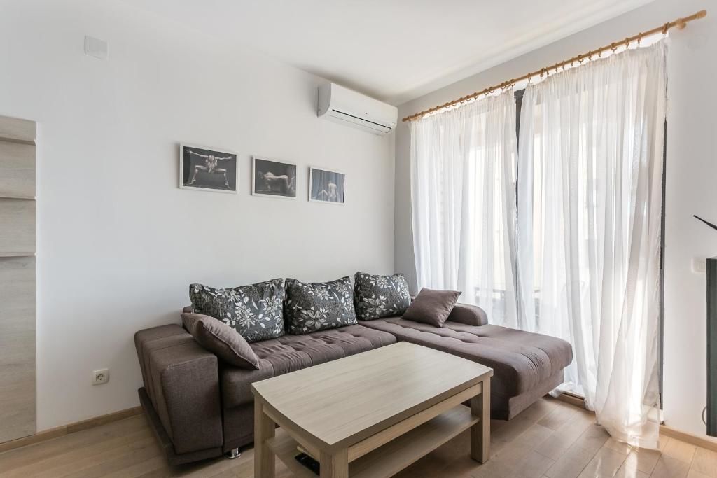 Апартаменты Apartments BEATRICE Rafailovici Рафаиловичи