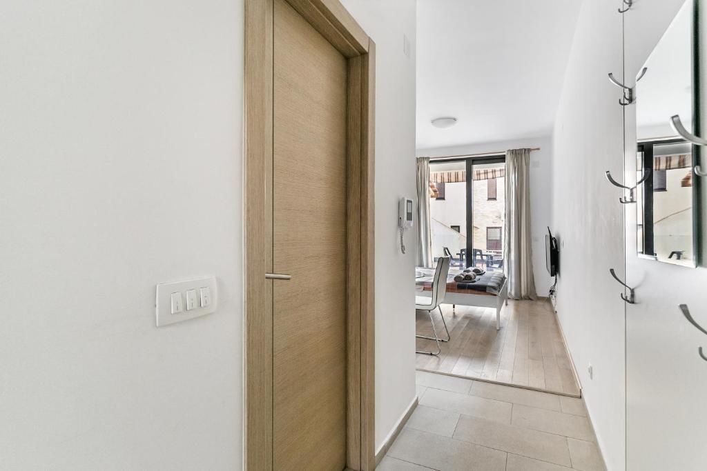 Апартаменты Apartments BEATRICE Rafailovici Рафаиловичи