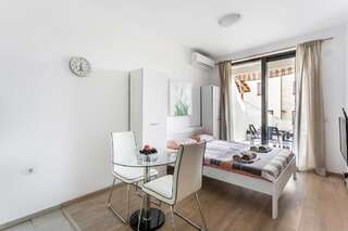 Апартаменты Apartments BEATRICE Rafailovici Рафаиловичи Апартаменты-студио-13